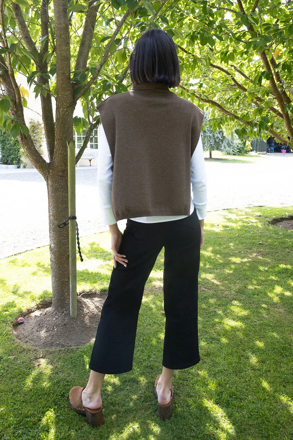 Zeus High Neck Gilet - Brown
