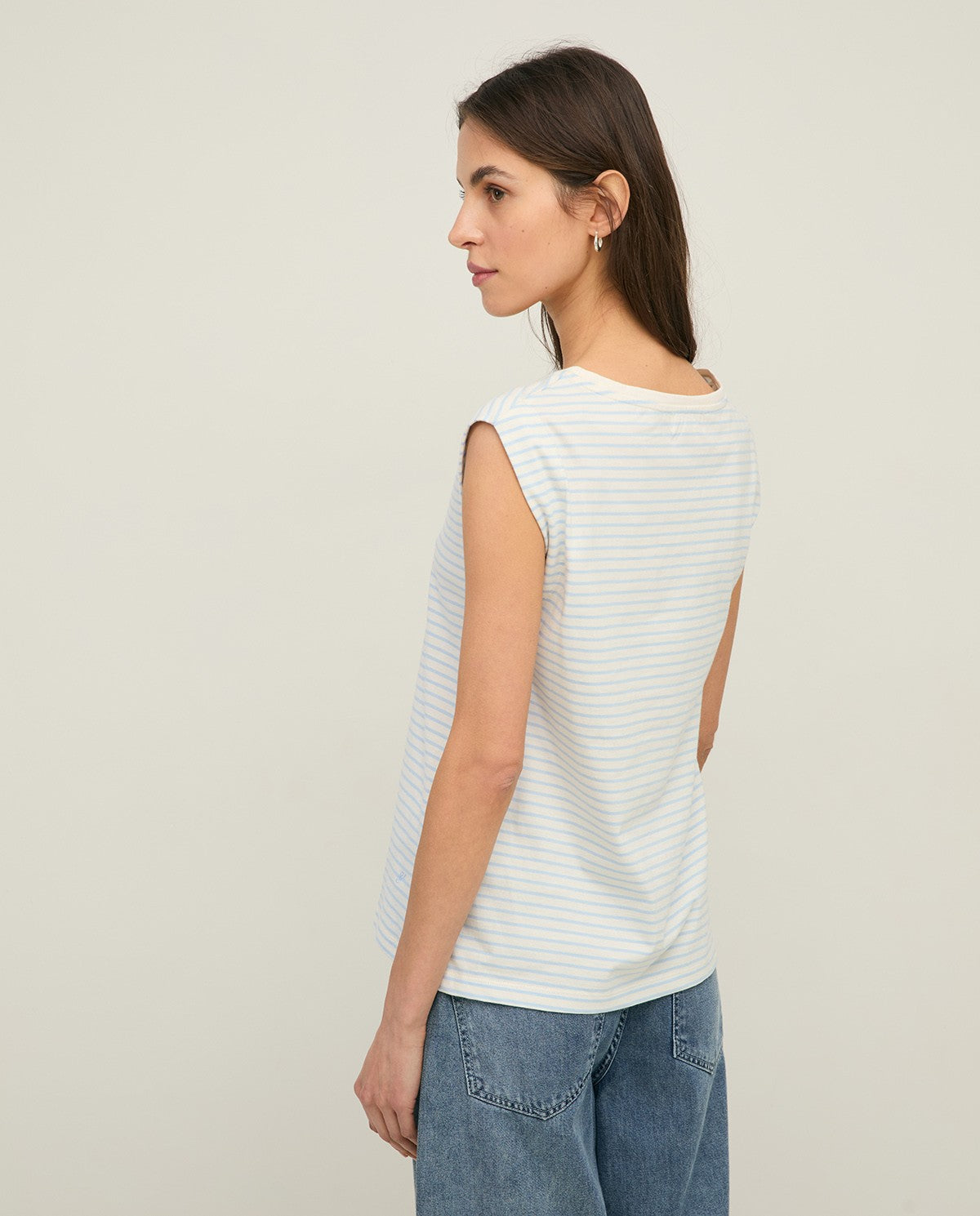 Stripe Sleeveless Tee - blue