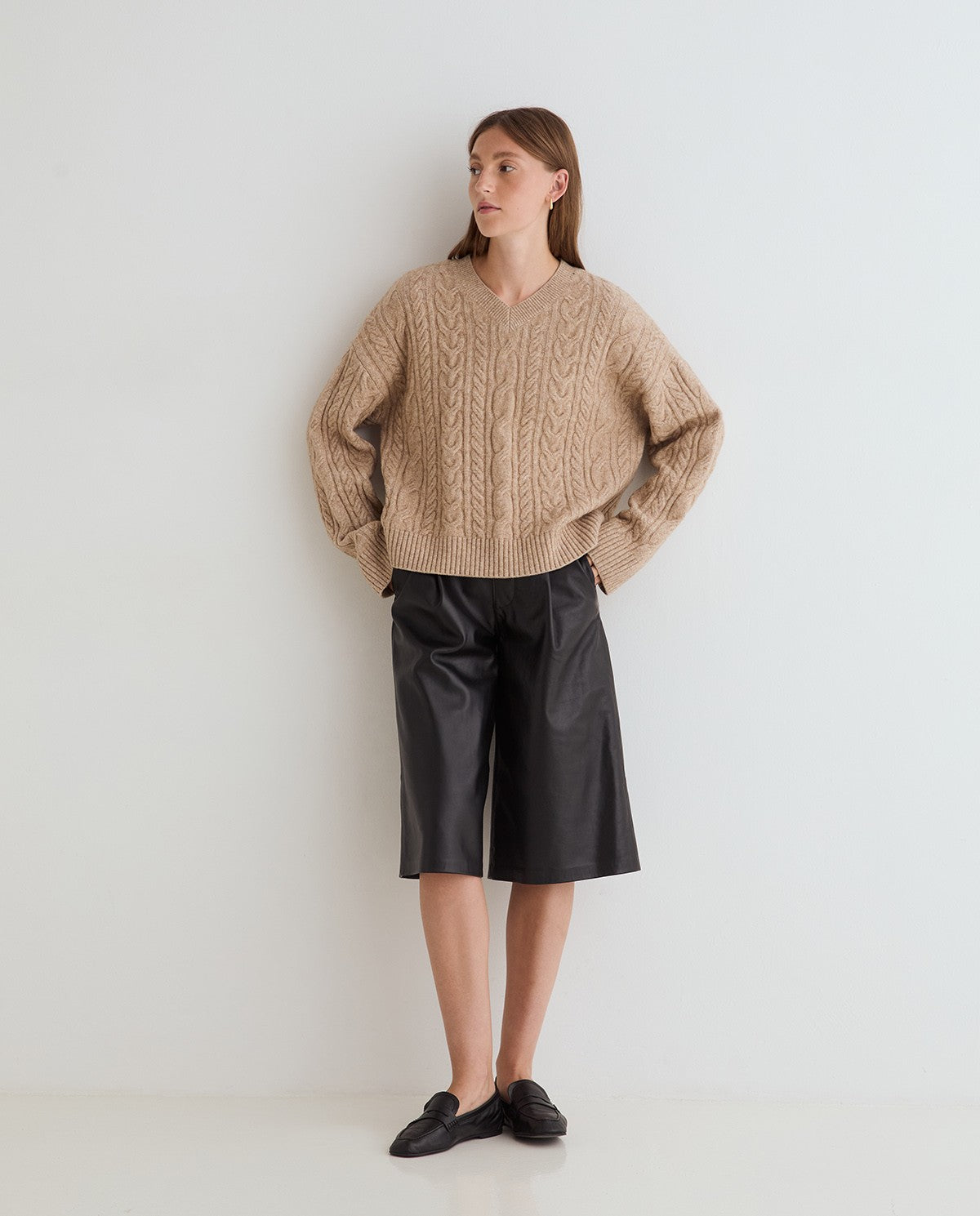 Yerse Cable Knit