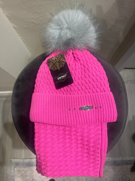 Hot Pink hat & snood set