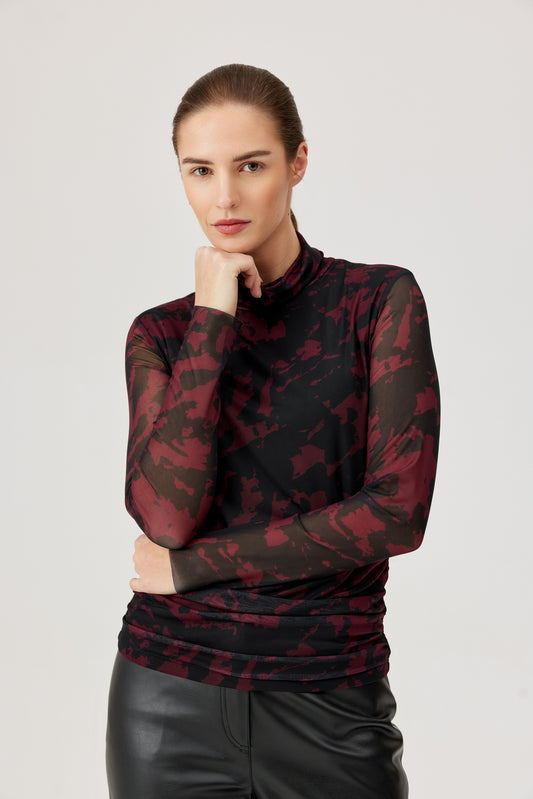 Burgundy/Black Top