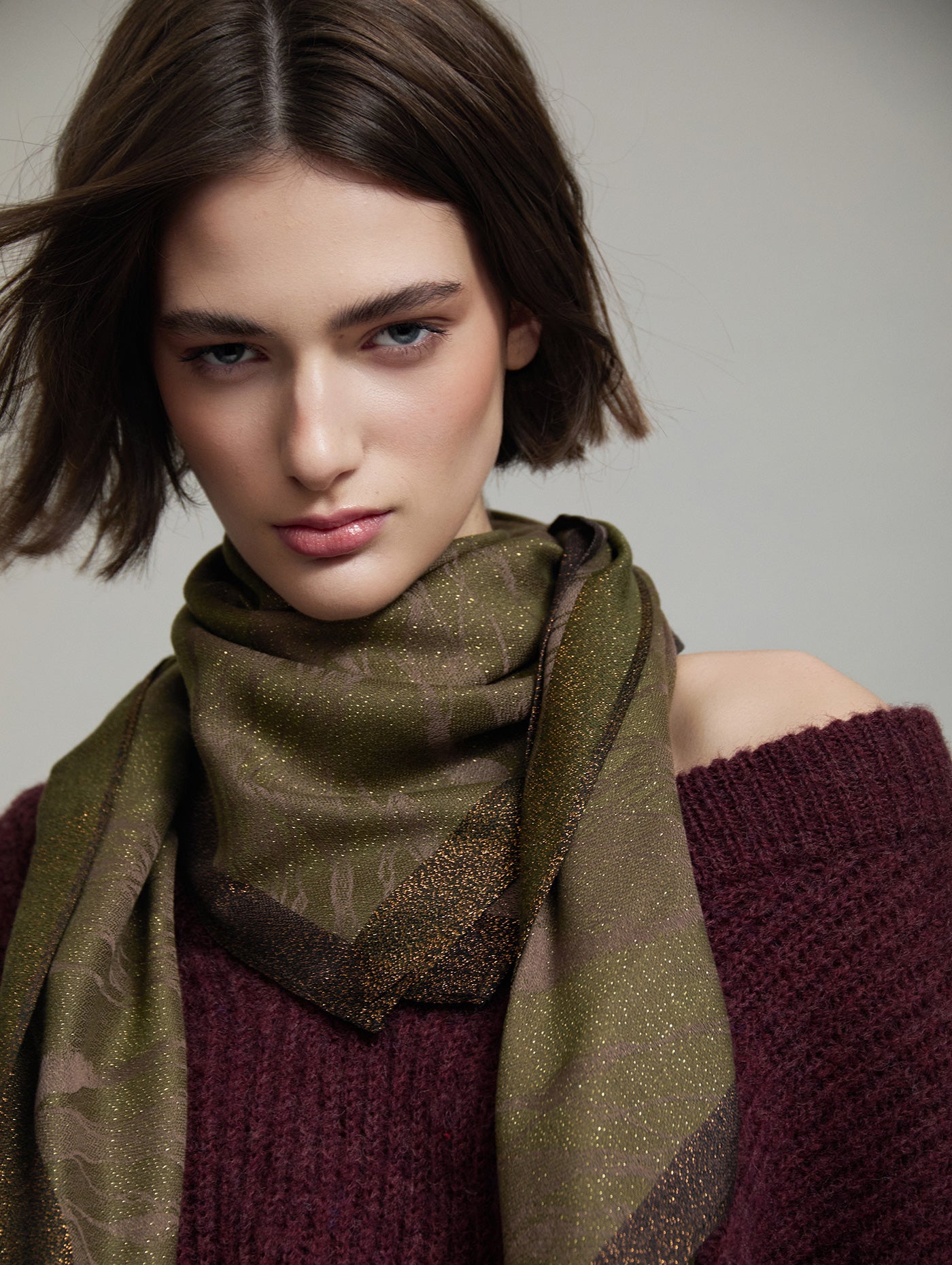 Elm scarf