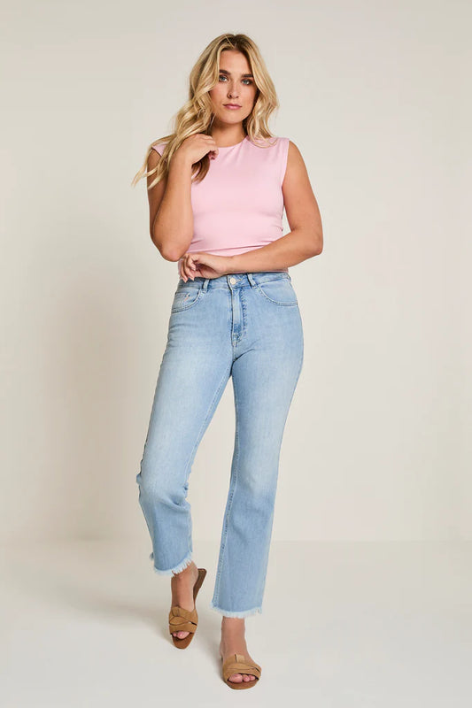 Mila Mini Flare - Leg 28"