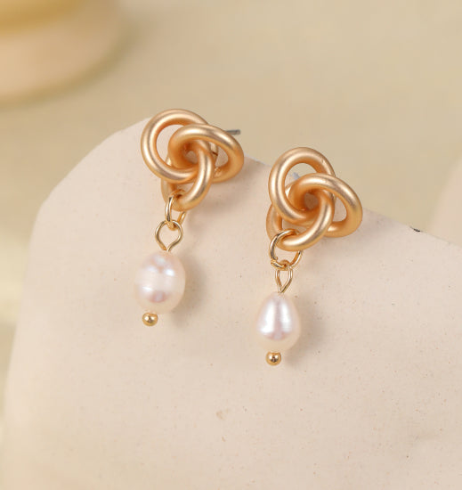 Gold Knot Earrings