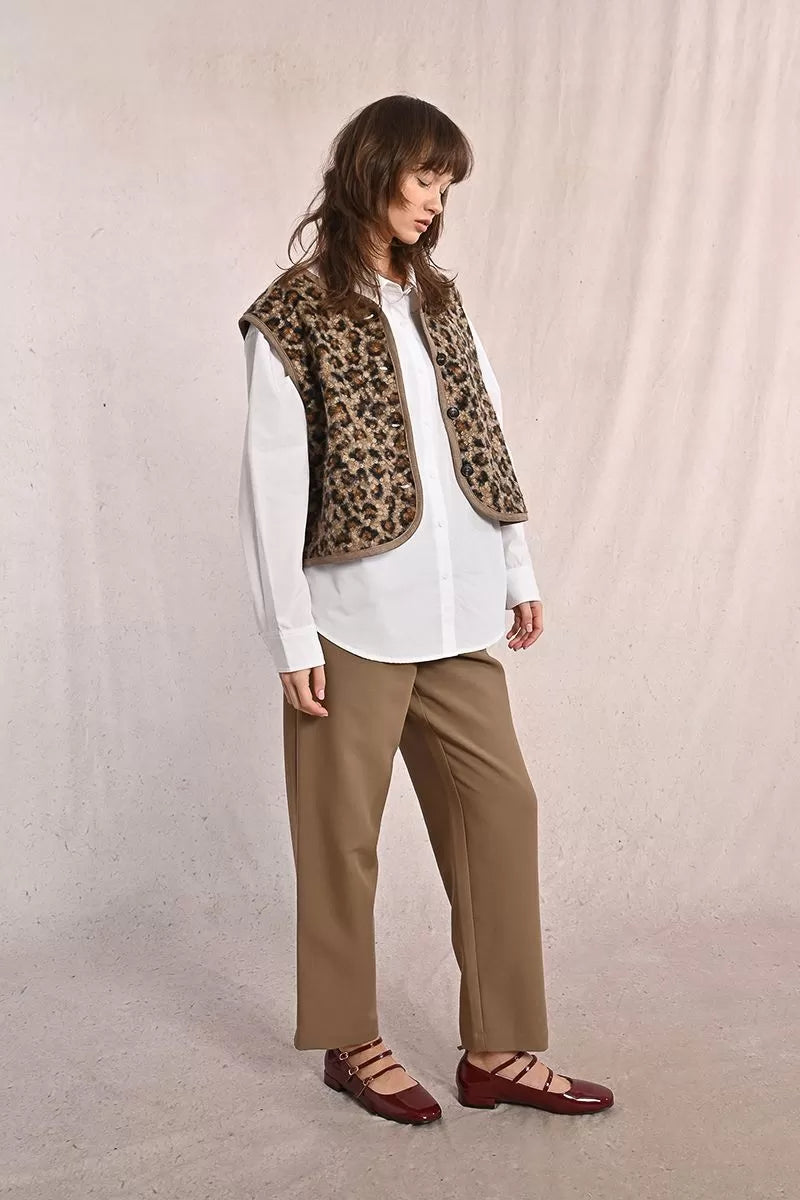 Animal Print Sleeveless Jacket