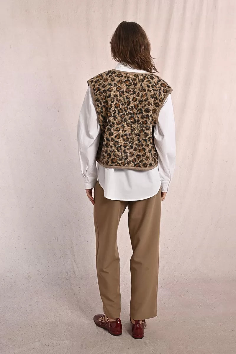 Animal Print Sleeveless Jacket