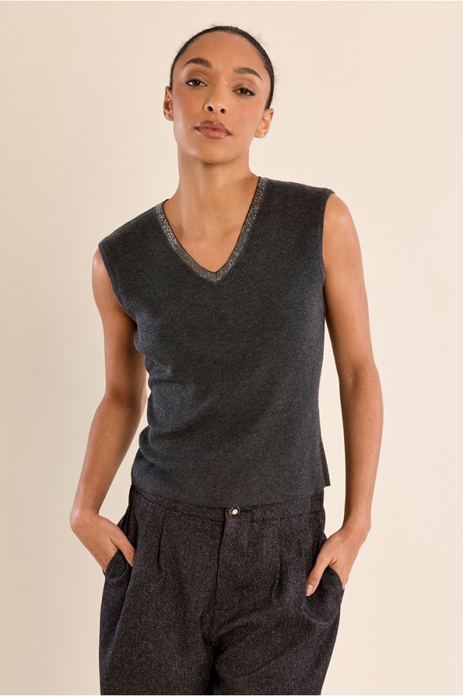 Rhinestone Knitted Top
