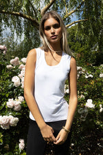 Valencia Vest  - White